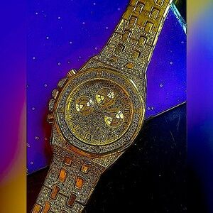 Men's shiny gold crystal watch bling vintage! Sparkly metal needs battery